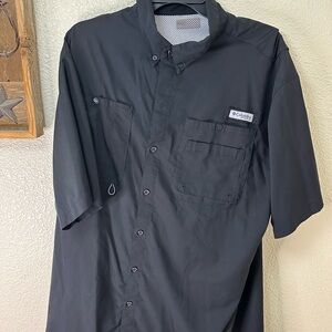 Columbia Black Button-Up Shirt